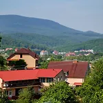 U Eli * Поляна