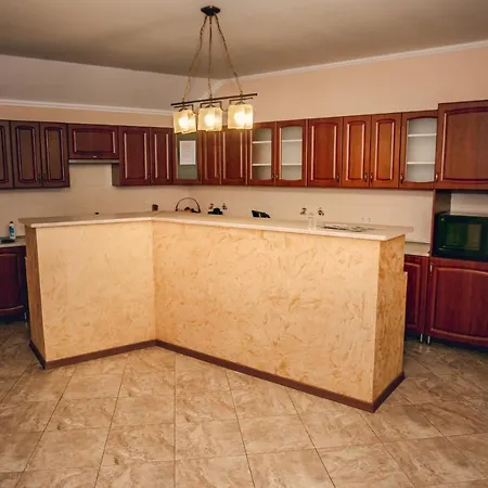 Guest house U Eli Polyana (Transcarpathia)