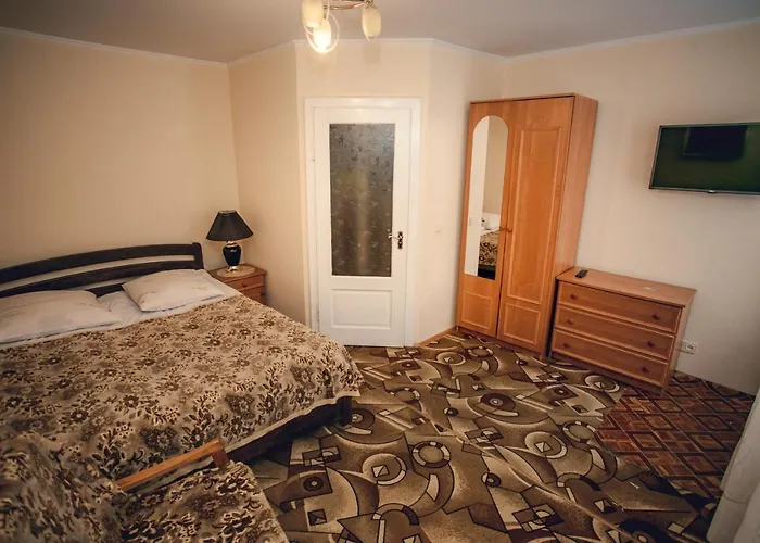 U Eli 招待所 波利亚纳